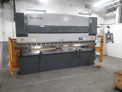 22. 100t 4m press brake