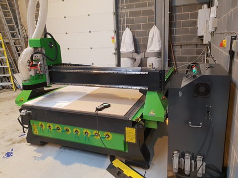 41. cnc router in newark